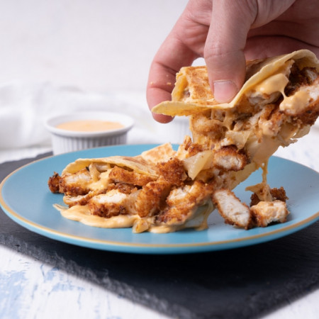 Tavuklu Quesadilla Taco